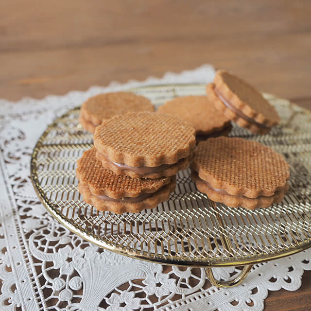 ミルクチョコサンドクッキー